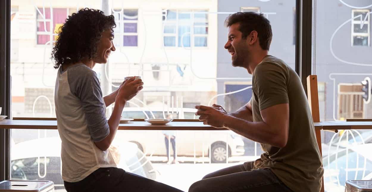 ¿Cómo empiezan los hombres a tener citas de nuevo? 6 pasos fáciles